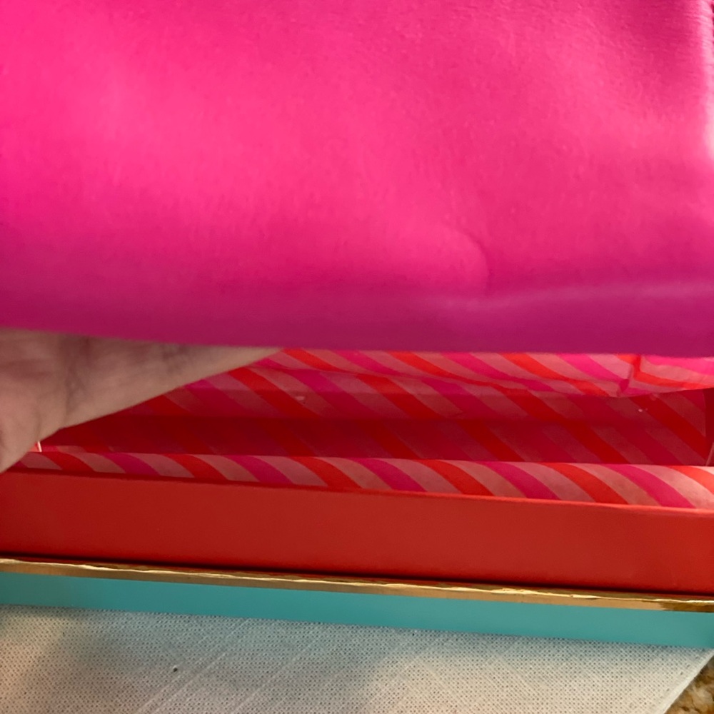 Kate Spade Pink wristlet - Picture 10 of 10